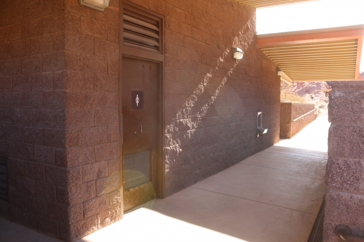 A guide to camping at Atlatl Campground in the Valley of Fire State Park - Nevada.